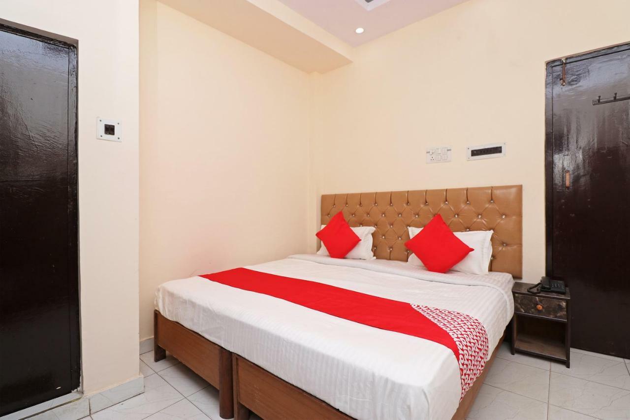 Oyo 30288 Hotel Moon Palace Lucknow Ngoại thất bức ảnh