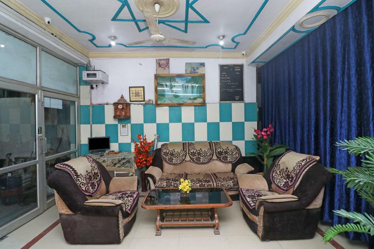 Oyo 30288 Hotel Moon Palace Lucknow Ngoại thất bức ảnh