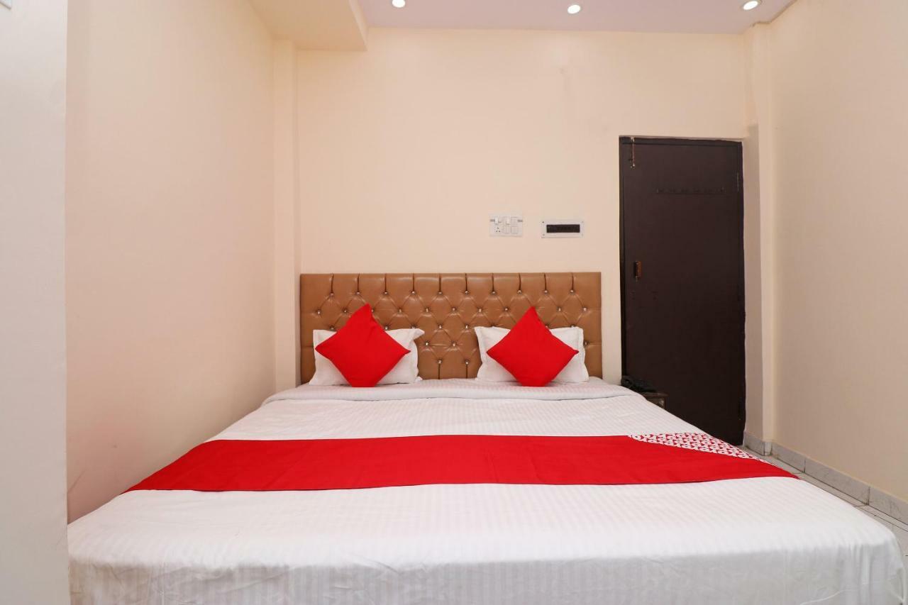 Oyo 30288 Hotel Moon Palace Lucknow Ngoại thất bức ảnh