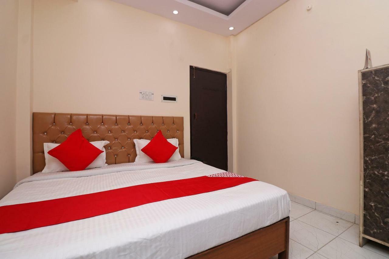 Oyo 30288 Hotel Moon Palace Lucknow Ngoại thất bức ảnh